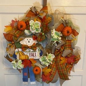 Scarecrow Welcome Fall Thanksgiving Hydrangeas & Pumpkins Wreath 20” Diameter